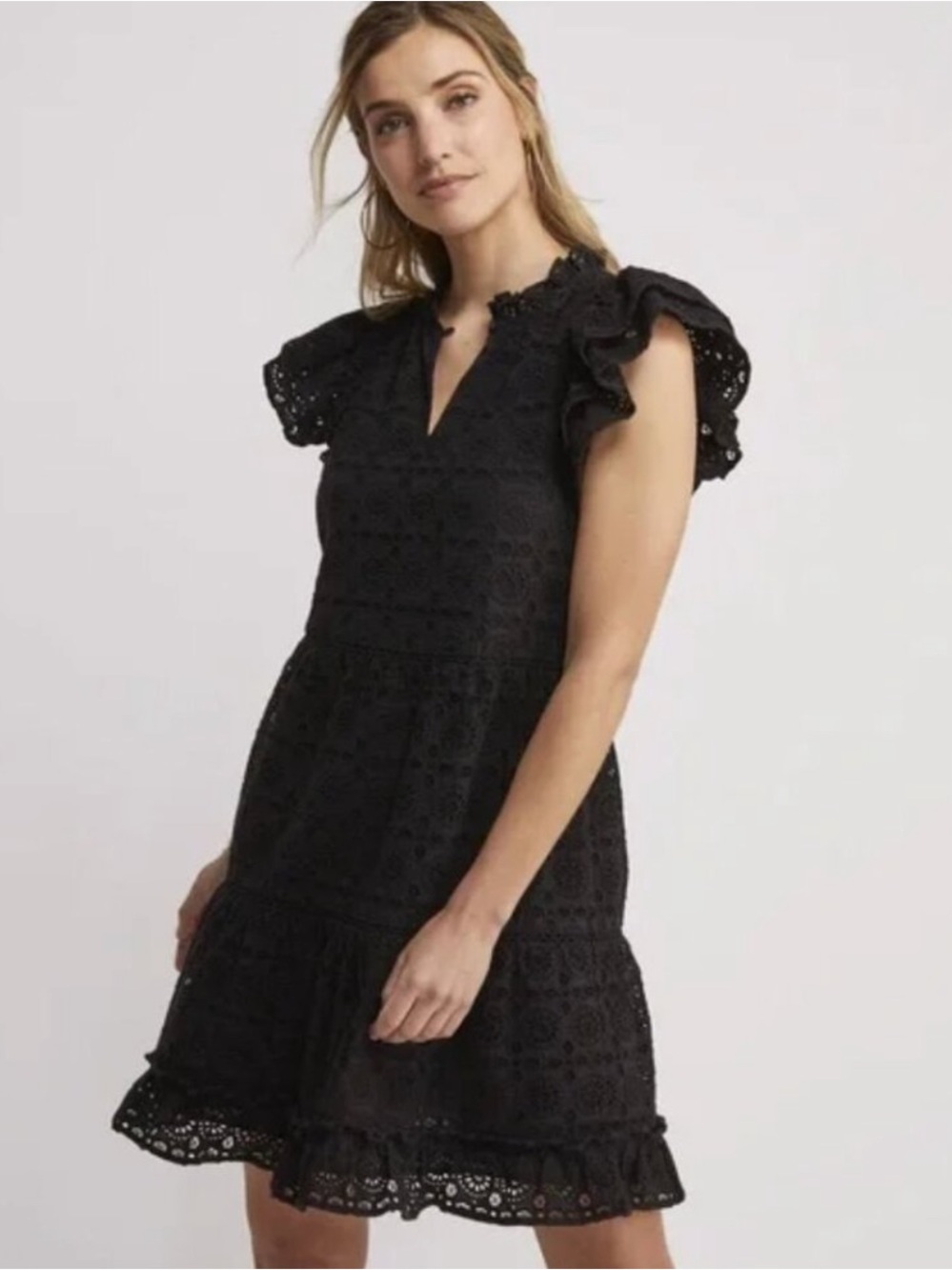 Vineyard Vines Black Eyelet Cap sleeve Ruffle neck and Sleeve Mini Dress  EUC.